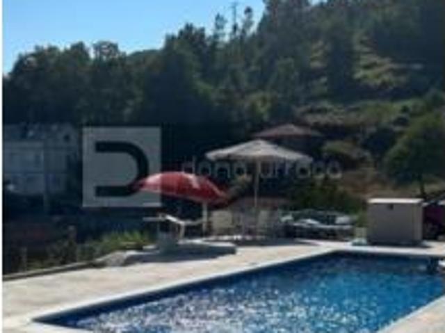 Casa en venta en O Castelo, Ourense