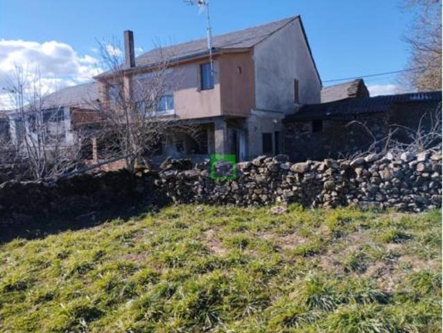 Casa en venta en A Pobra De Trives, O Picouto