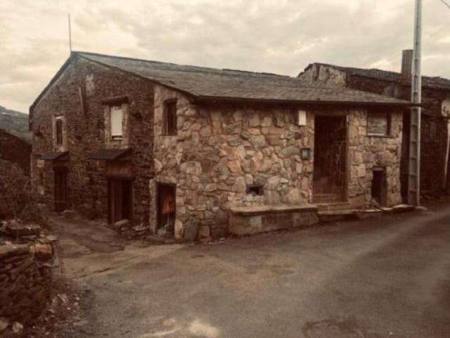 Casa en venta en Valdeorras, Galicia