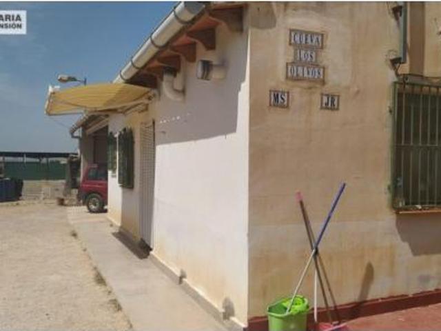 Casa en venta en Pol. Ind. El Semolilla, Abanilla