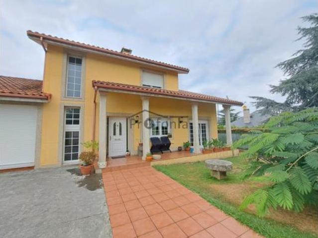 Casa en venta en Mabegondo, Abegondo