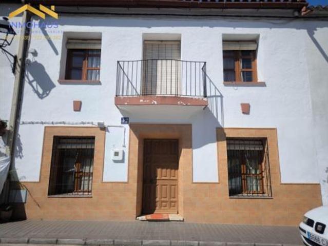 Casa en venta en Adamuz, Andalucía