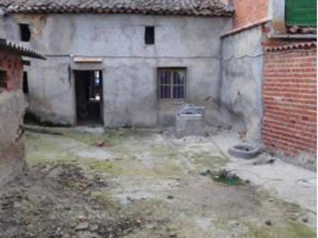 Casa en venta en Adanero