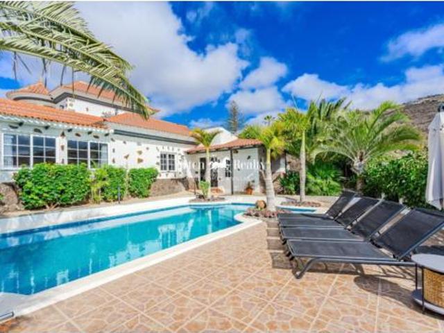 Casa en venta en Los Menores, Adeje