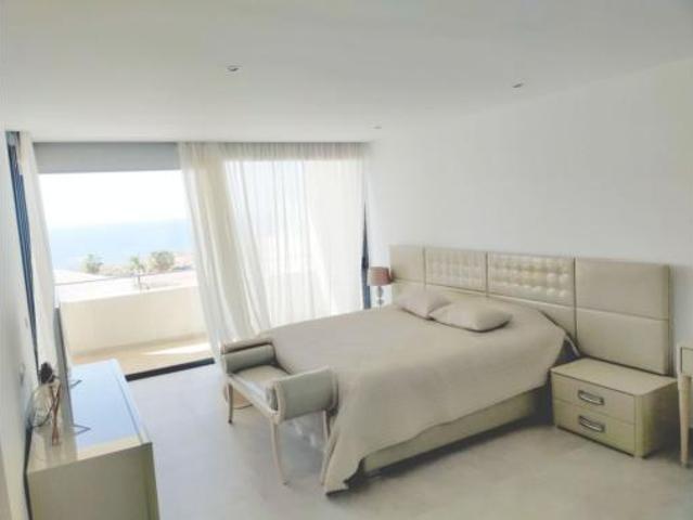 Casa en venta en La Caleta, Adeje