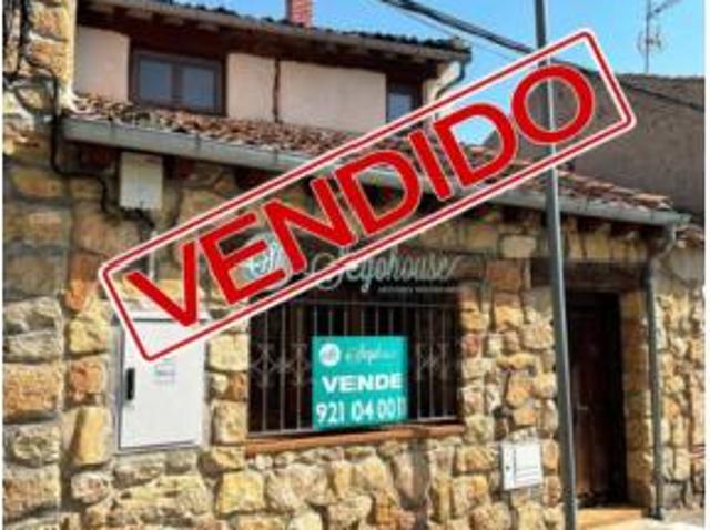Casa en venta en Sexmo de San Lorenzo, Adrada De Pirón
