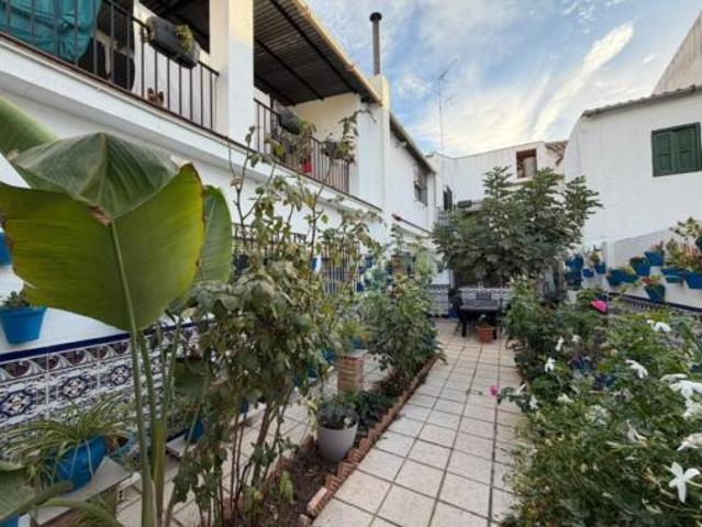 Casa en venta en Alameda, Málaga