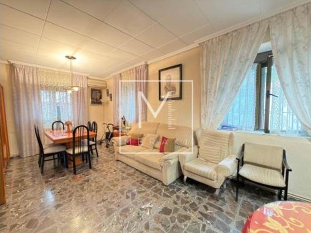 Casa en venta en Distrito 2, Albacete