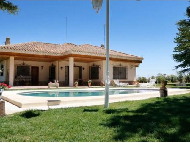 Casa en venta en Urbanización Pinares del Júcar, Albacete
