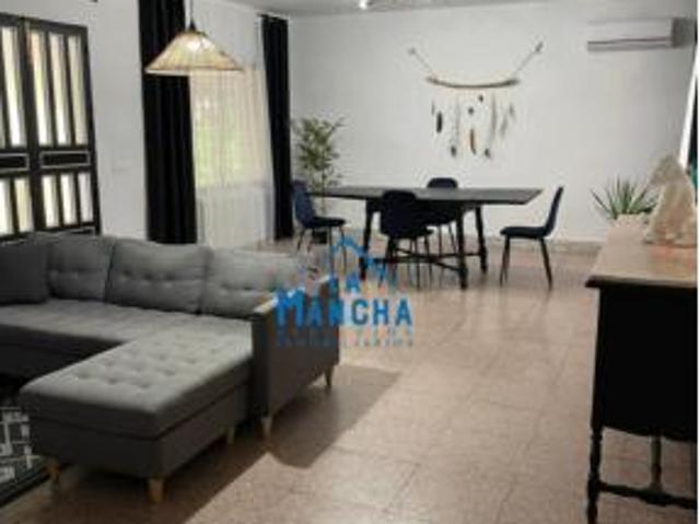 Casa en venta en Urbanización Pinares del Júcar, Albacete