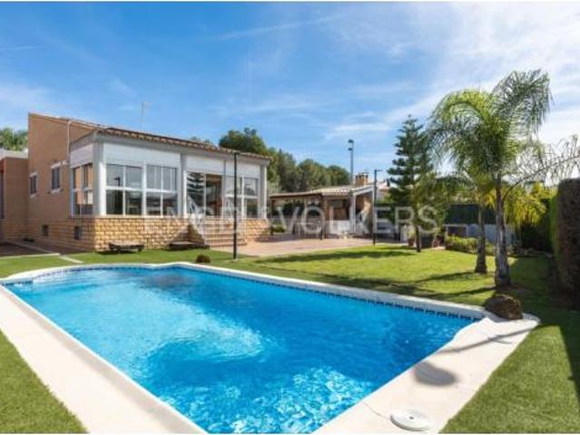 Casa en venta en el Camp de Morvedre, Valencia