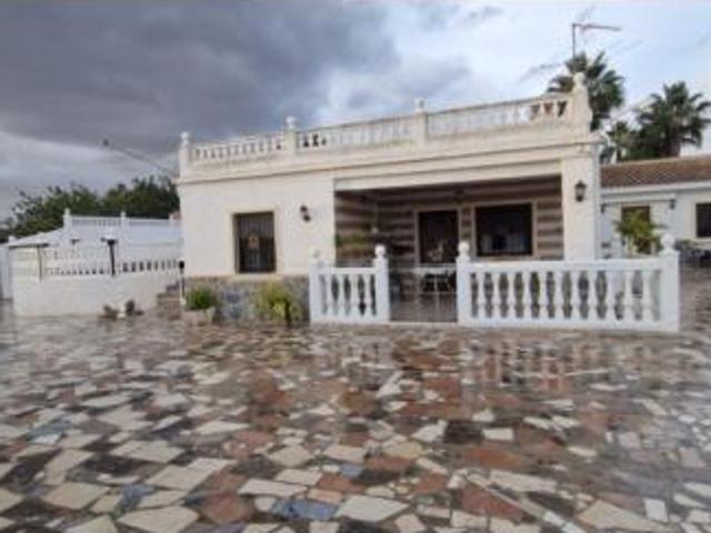 Casa en venta en San Isidro, Valencia