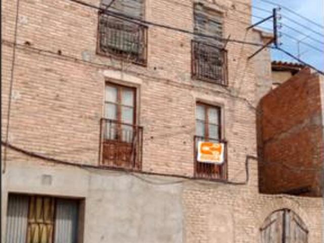 Casa en venta en Albelda, Huesca