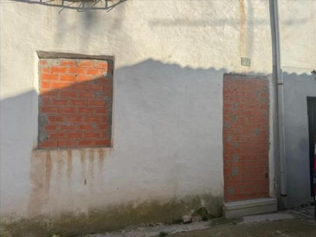Casa en venta en Albelda De Iregua, La Rioja