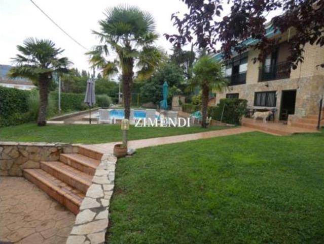 Casa en venta en Albelda De Iregua, La Rioja