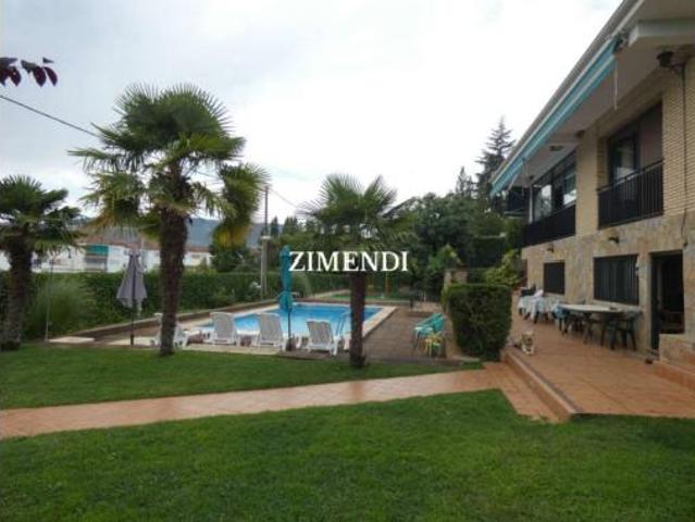 Casa en venta en Albelda De Iregua, La Rioja
