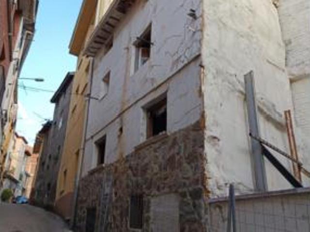 Casa en venta en Albelda De Iregua, La Rioja