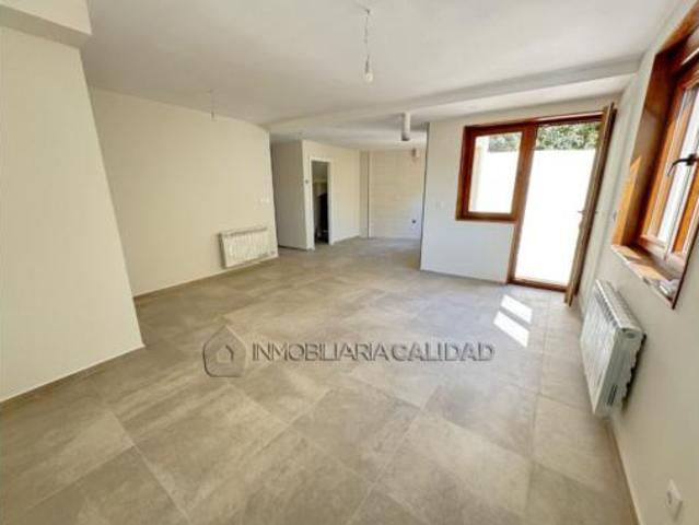 Casa en venta en Albillos, Castilla y León