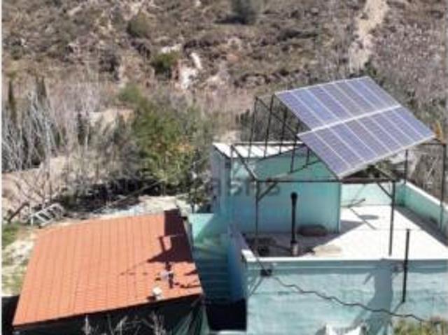 Casa en venta en La Hoya de Buñol, Valencia
