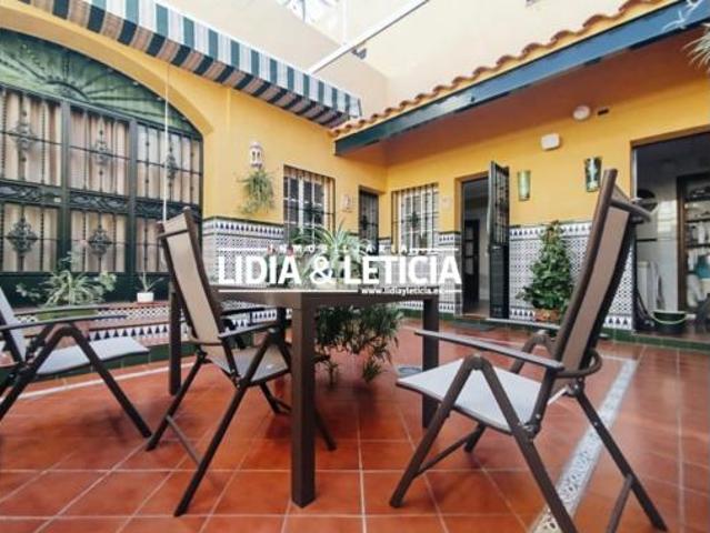 Casa en venta en Alcalá De Guadaíra, Andalucía