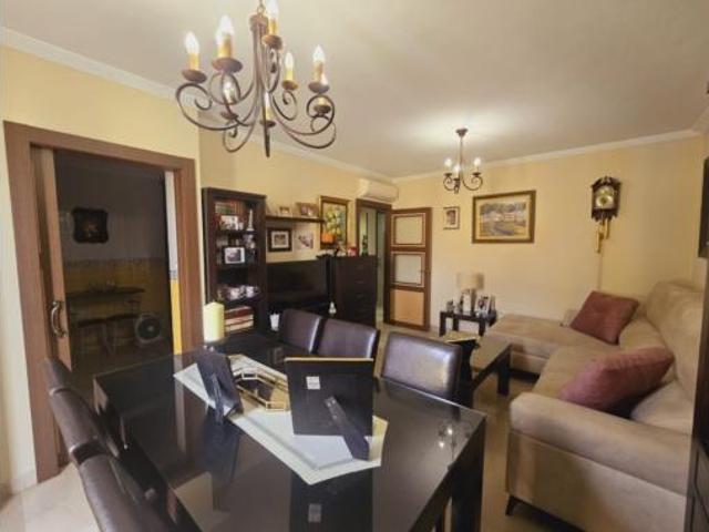 Casa en venta en Alcalá De Guadaíra, Andalucía