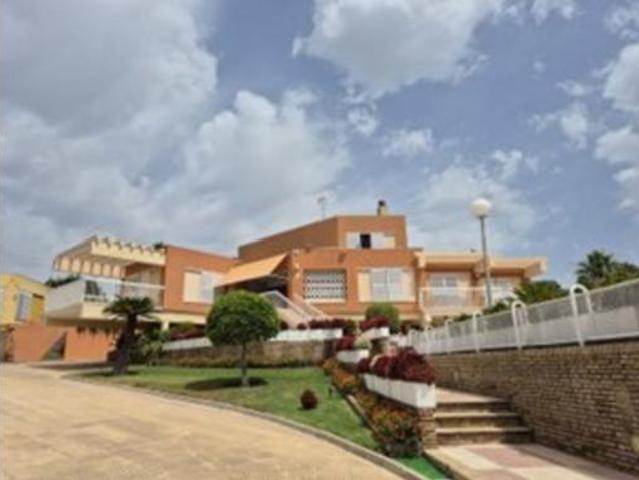 Casa en venta en Torrequinto, Alcalá De Guadaíra