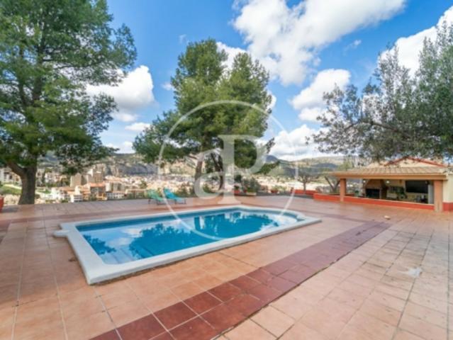 Casa en venta en el Viaducte, l'Alcoià