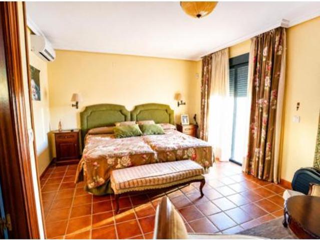 Casa en venta en Alcuéscar, Extremadura