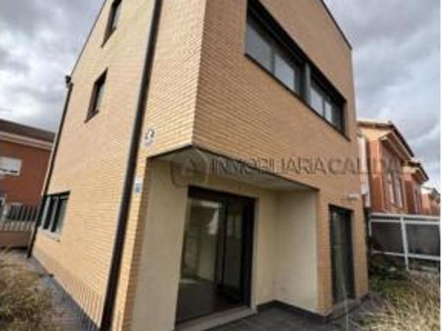 Casa en venta en Alfoz De Quintanadueñas, Castilla y León