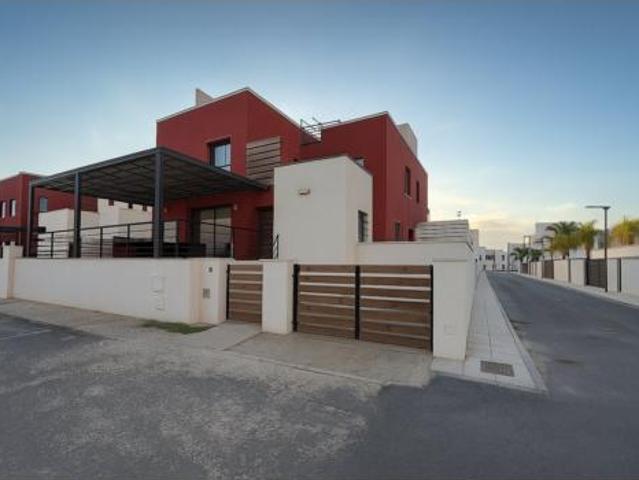 Casa en venta en el Baix Segura / La Vega Baja, Valencia