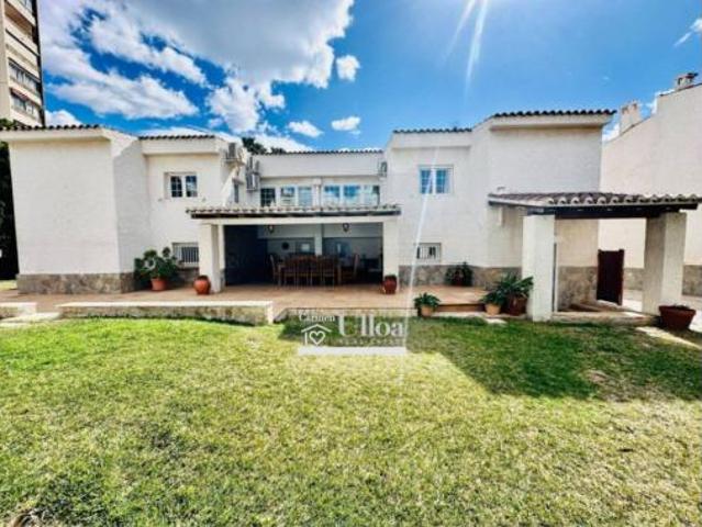 Casa en venta en Alicante, Valencia