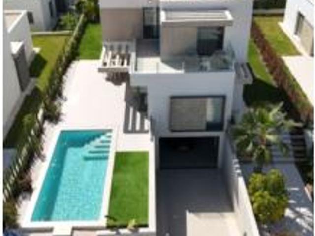 Casa en venta en Alicante