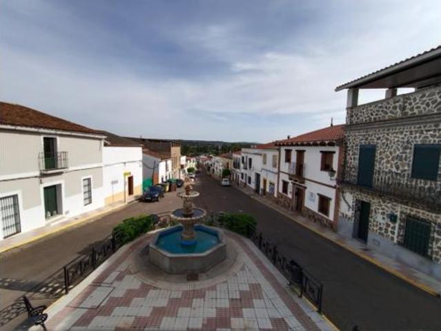 Casa en venta en Aljucén, Extremadura