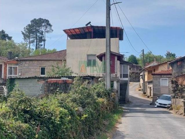 Casa en venta en Ourense, Galicia
