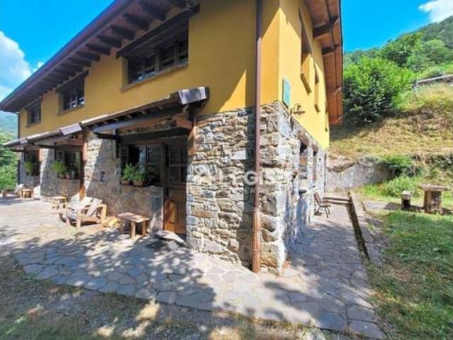 Casa en venta en Aller, Collanzo / Coḷḷanzo