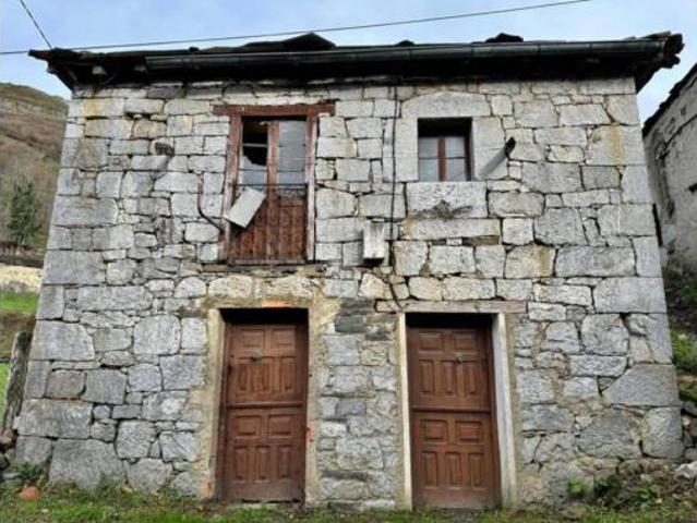 Casa en venta en Aller, Collanzo / Coḷḷanzo