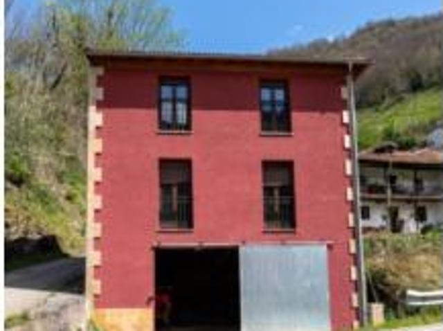 Casa en venta en Aller, Asturias
