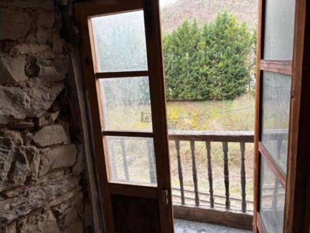 Casa en venta en Morea / Moreda, Aller
