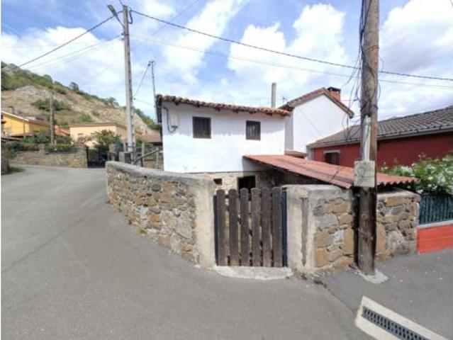 Casa en venta en Aller, Asturias