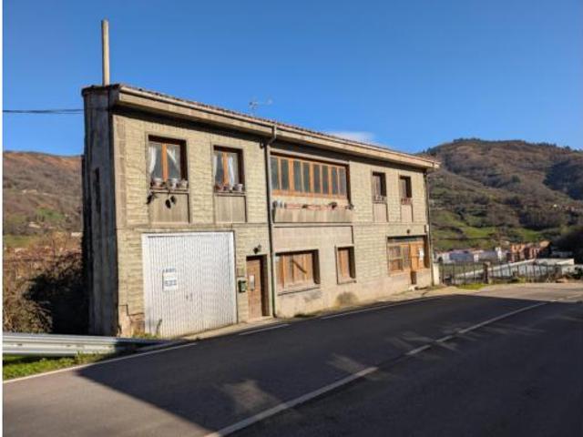 Casa en venta en Aller, Asturias