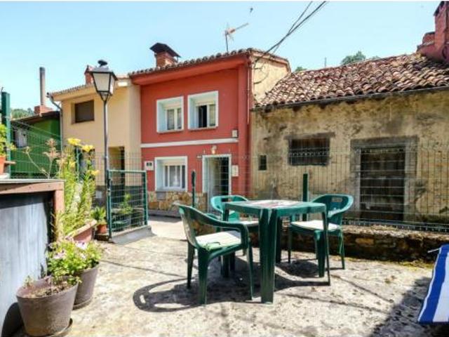 Casa en venta en Aller