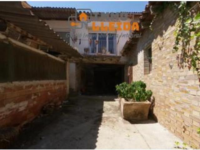 Casa en venta en Almacelles