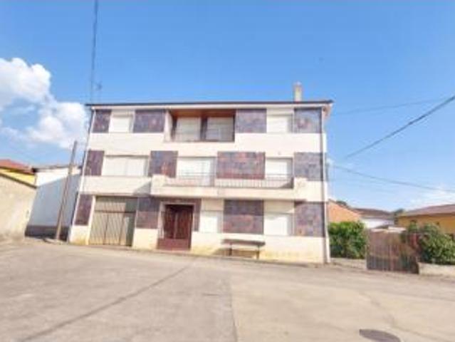 Casa en venta en Almanza, Castilla y León