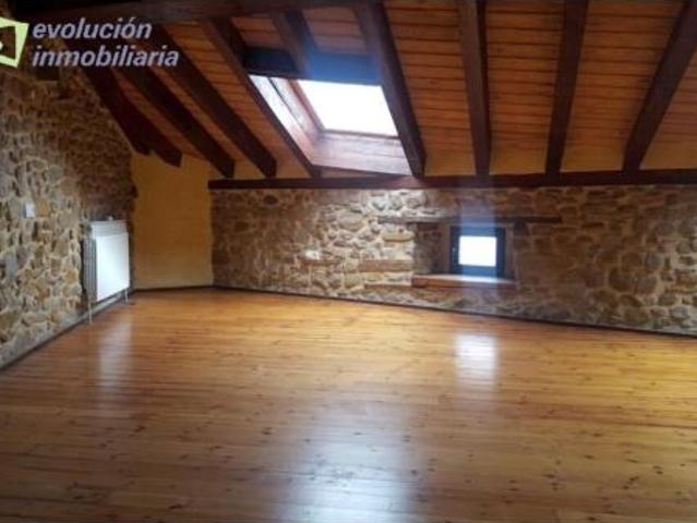 Casa en venta en Almarza, Castilla y León