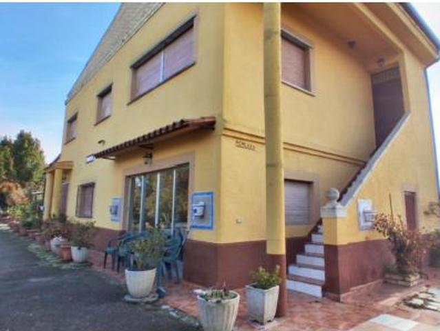 Casa en venta en Almenara De Tormes, Castilla y León