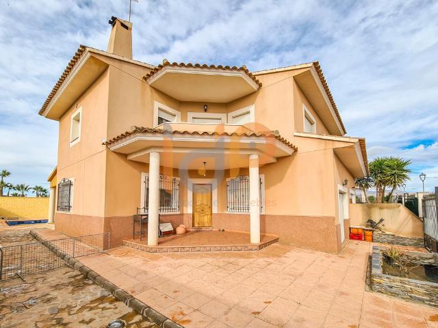 Casa en venta en Huércal-Overa, Almería