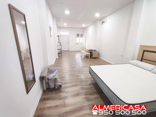 Casa en venta en Almedina, Almería