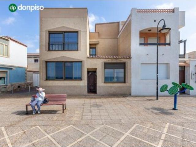 Casa en venta en La Cañada de San Urbano, Almería