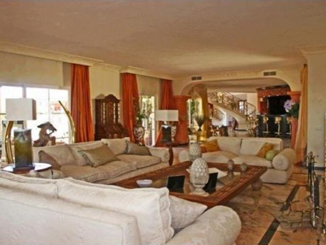 Casa en venta en Nueva Andalucía, Almería