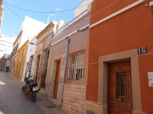 Casa en venta en Almedina, Almería